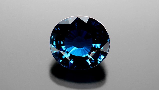 trang_suc_da_Gahnospinel_1